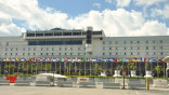 New Miami International Airport hotel on the runway