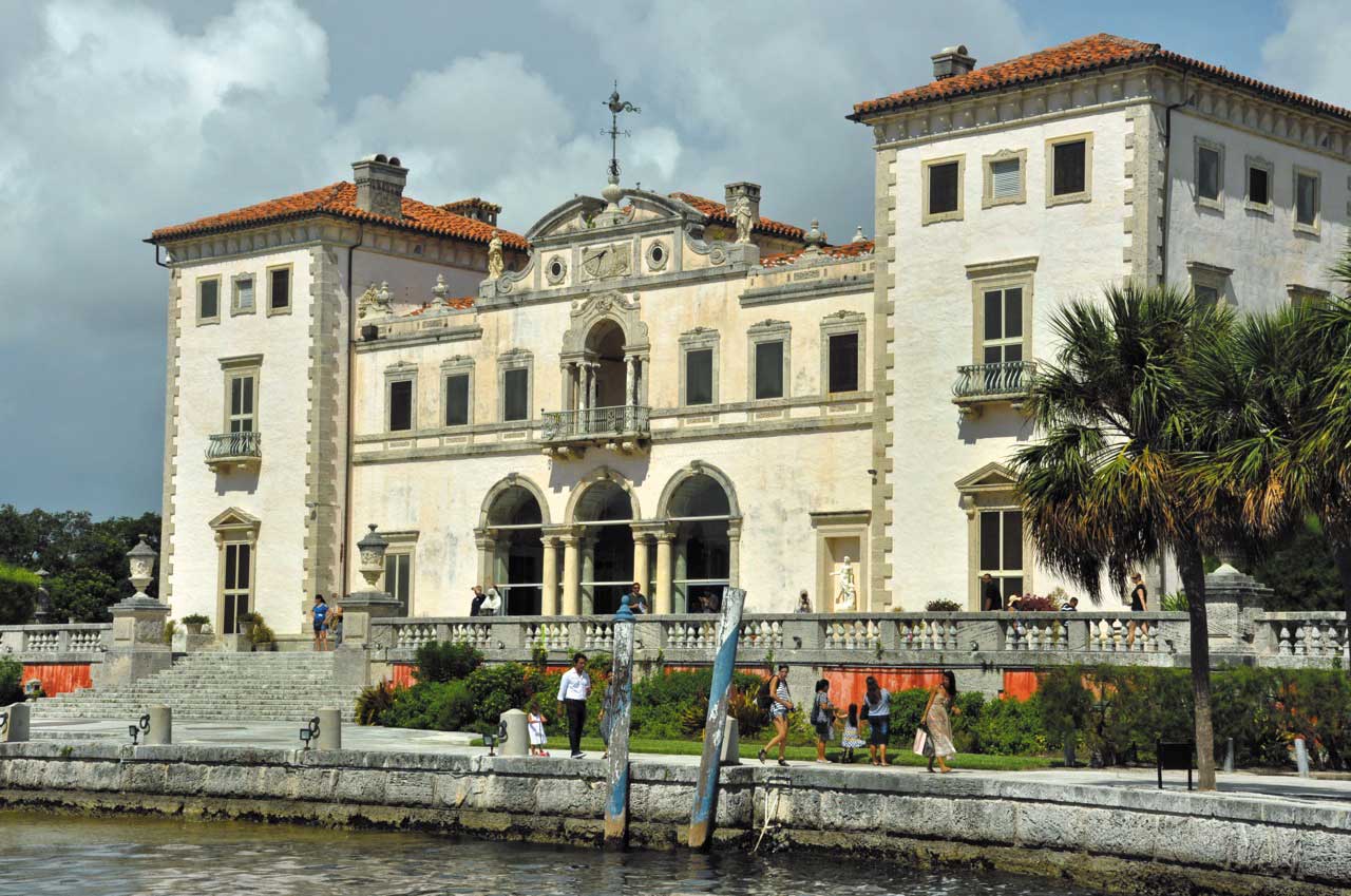 Miami-Dade says trust will run Vizcaya Museum