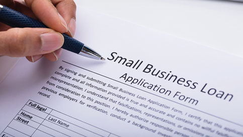 Approval rates rise for small business lending